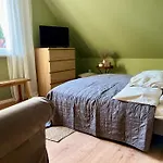 Kurz Vor Berlin * הופגארטן