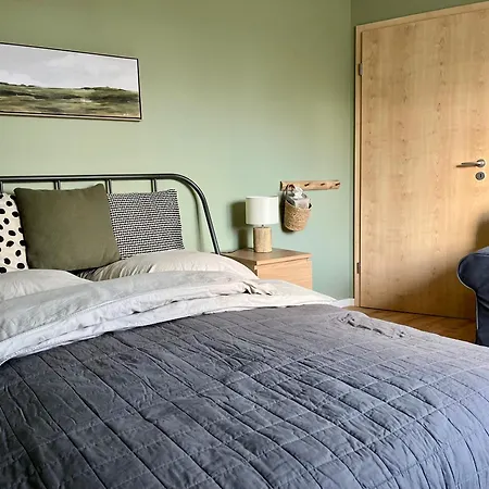 Kurz Vor Berlin 호프가르텐