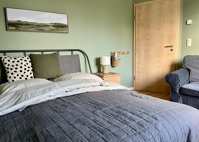 Kurz Vor Berlin 호프가르텐